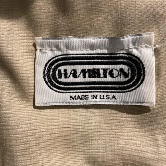 Hamilton Cat Kitten Vest, mother-of-pearl buttons - Picture 5 of 16